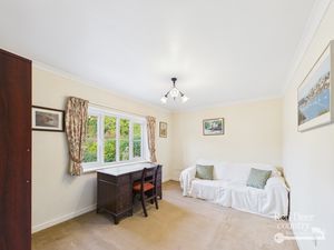 Bedroom 4- click for photo gallery